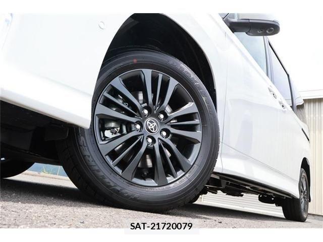 Toyota VOXY 2026-04 7880150-18