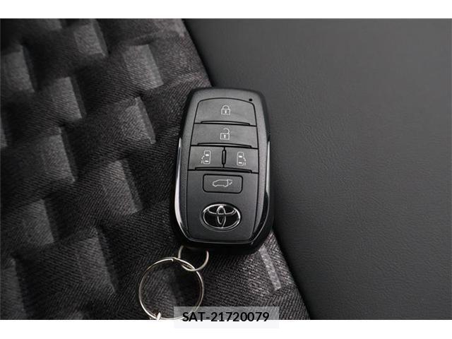 Toyota VOXY 2026-04 7880150-26