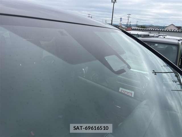 Toyota VOXY 2018-06 7880151-9