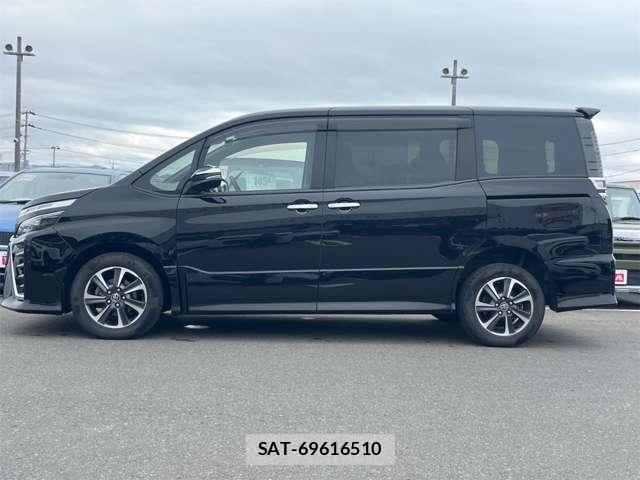 Toyota VOXY 2018-06 7880151-23