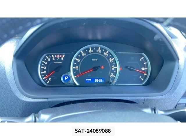 Toyota VOXY 2015-04 7880156-9