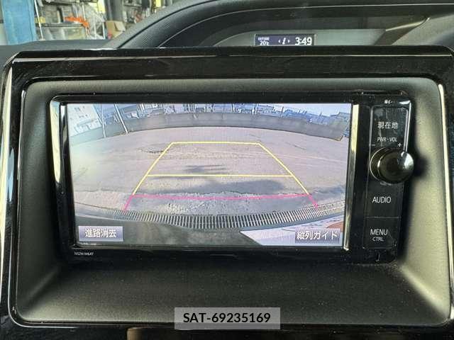Toyota VOXY 2014-11 7880154-12