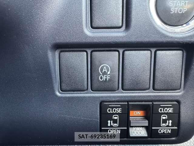 Toyota VOXY 2014-11 7880154-17