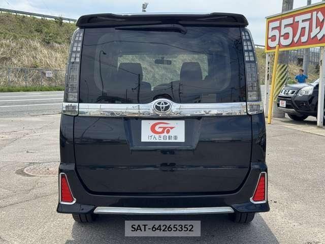 Toyota VOXY 2015-11 7880153-3
