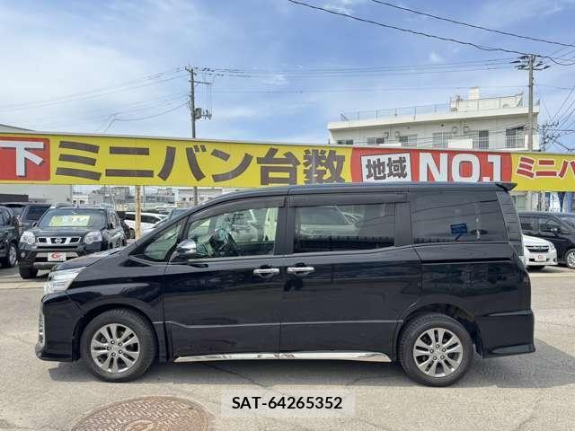 Toyota VOXY 2015-11 7880153-5