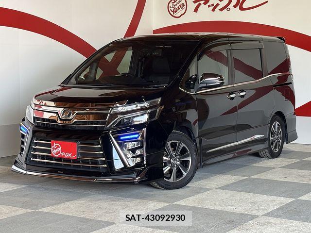 Toyota VOXY 2018-12 7903548-0