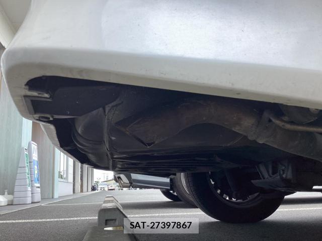 Toyota VOXY 2014-07 7903547-10