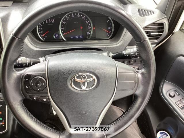 Toyota VOXY 2014-07 7903547-14