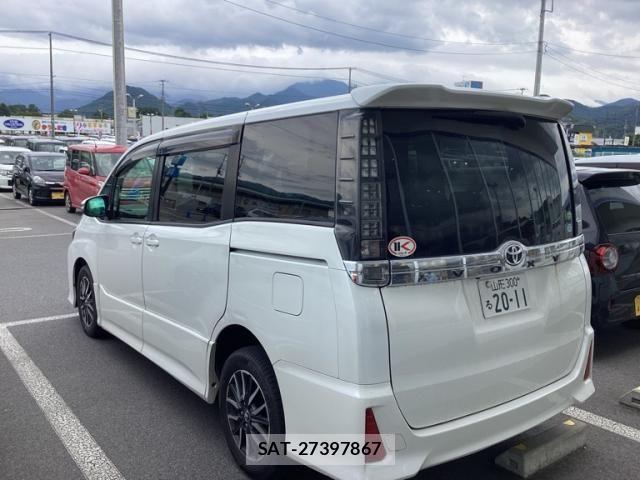 Toyota VOXY 2014-07 7903547-3