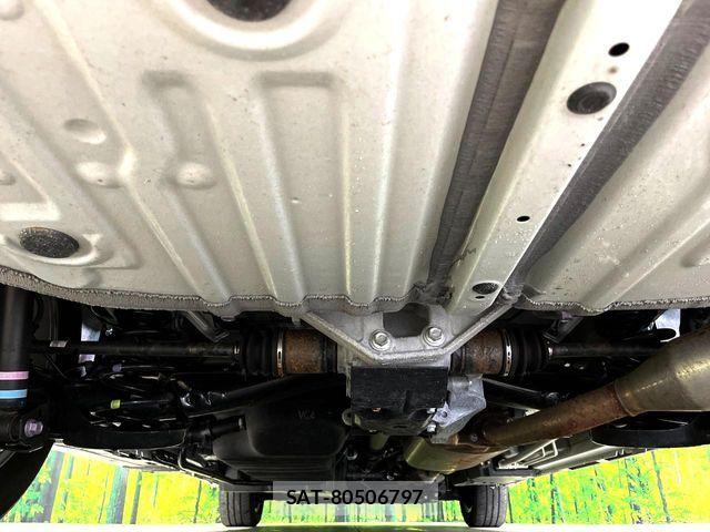 Toyota VOXY 2025-01 7964185-18