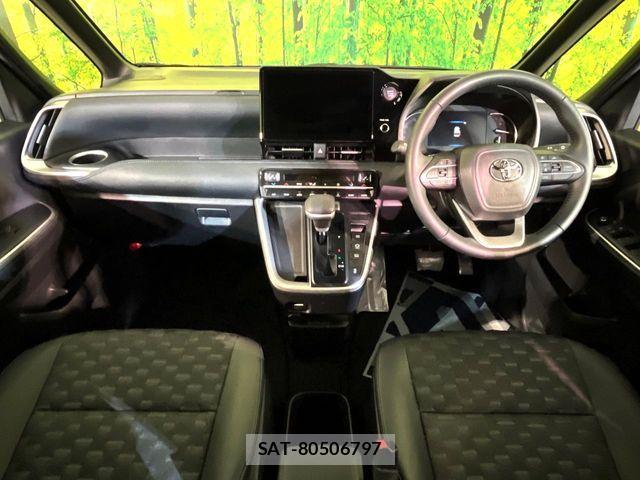 Toyota VOXY 2025-01 7964185-1