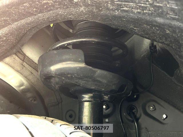 Toyota VOXY 2025-01 7964185-19