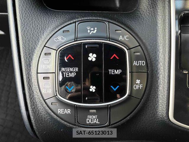 Toyota VOXY 2014-02 7964188-22