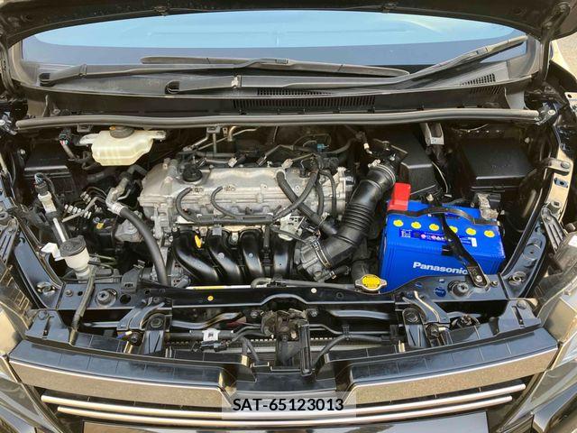 Toyota VOXY 2014-02 7964188-27