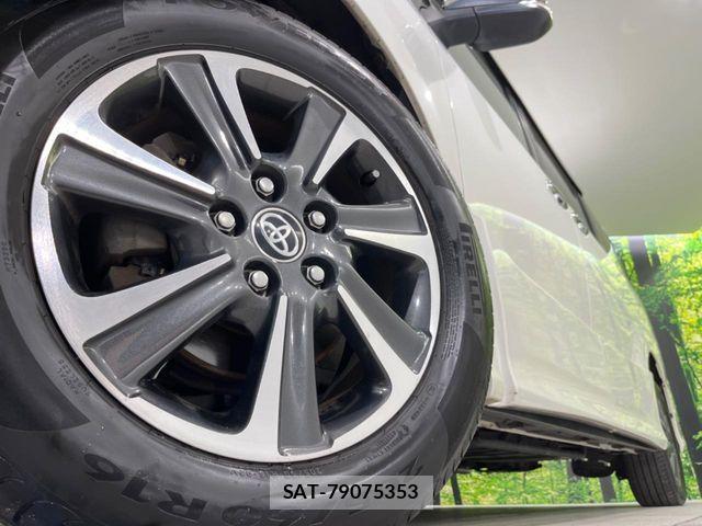 Toyota VOXY 2019-04 7964186-13