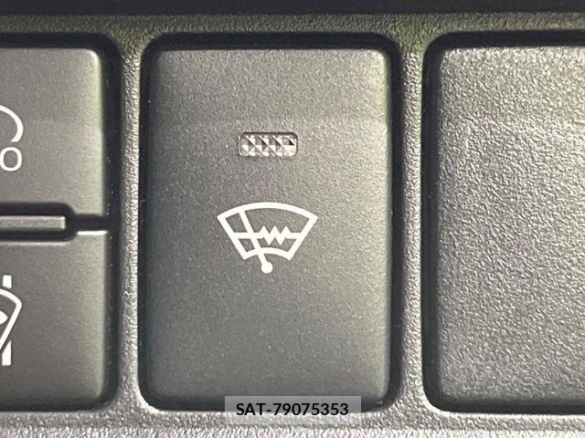 Toyota VOXY 2019-04 7964186-4
