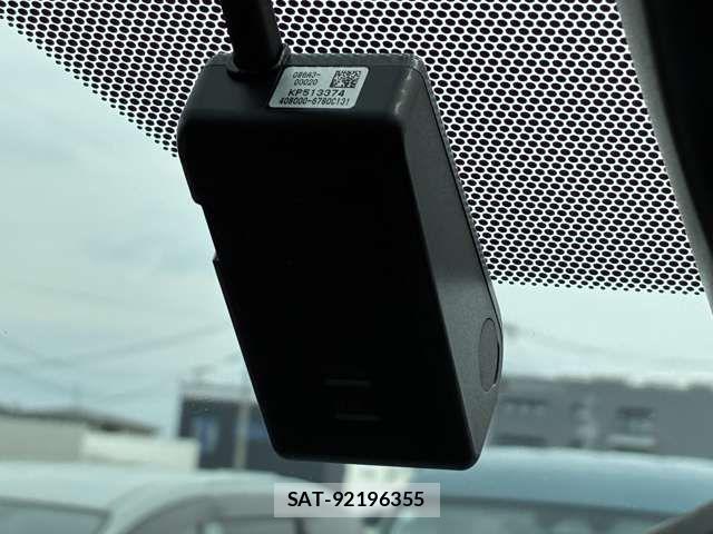 Toyota VOXY 2017-06 7964189-9