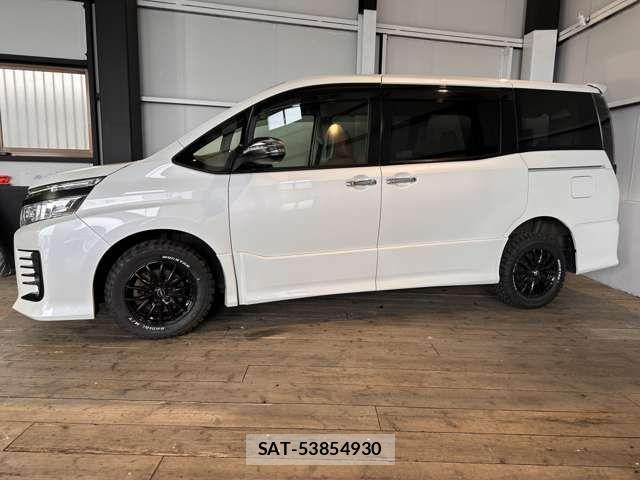 Toyota VOXY 2016-01 7964187-13
