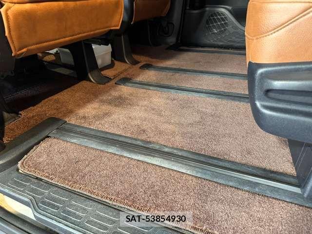 Toyota VOXY 2016-01 7964187-4