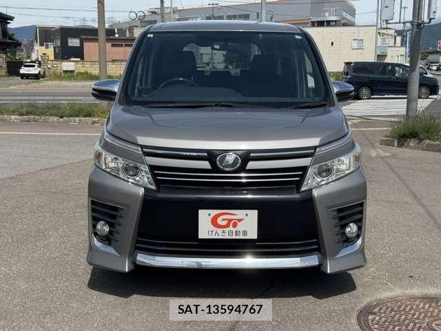 Toyota VOXY 2015-10 7981389-2