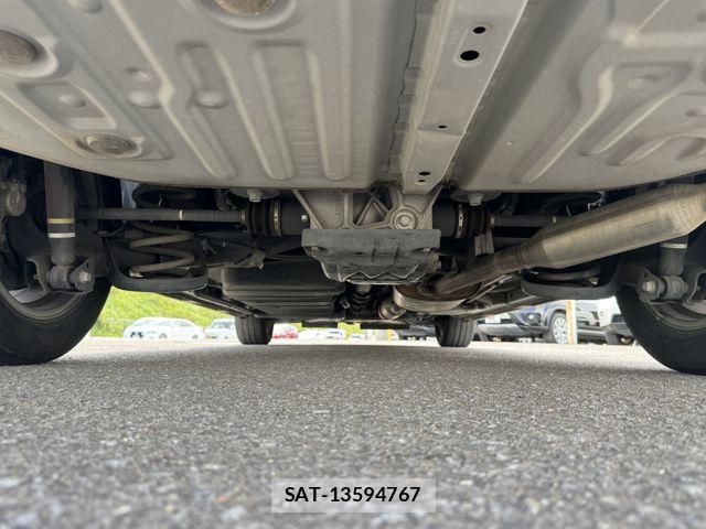Toyota VOXY 2015-10 7981389-29