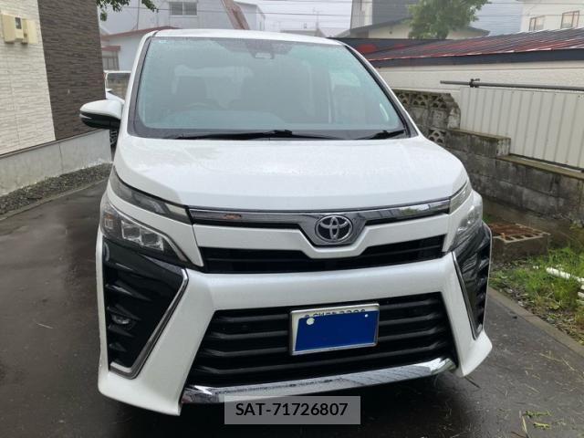 Toyota VOXY 2020-10 7981387-0