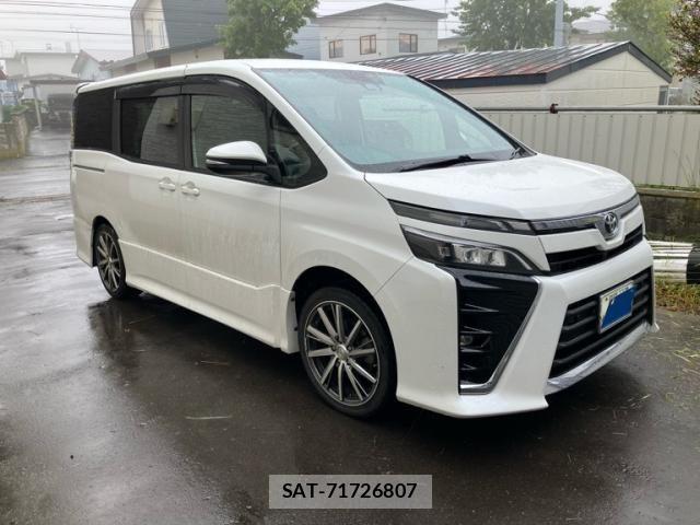 Toyota VOXY 2020-10 7981387-1