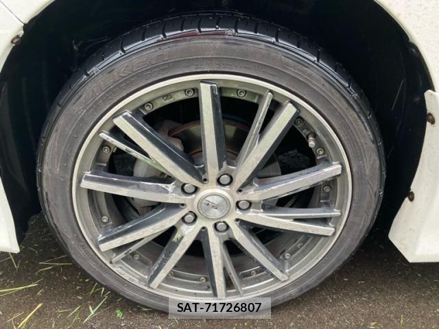 Toyota VOXY 2020-10 7981387-23
