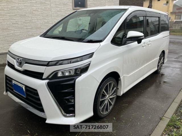 Toyota VOXY 2020-10 7981387-2