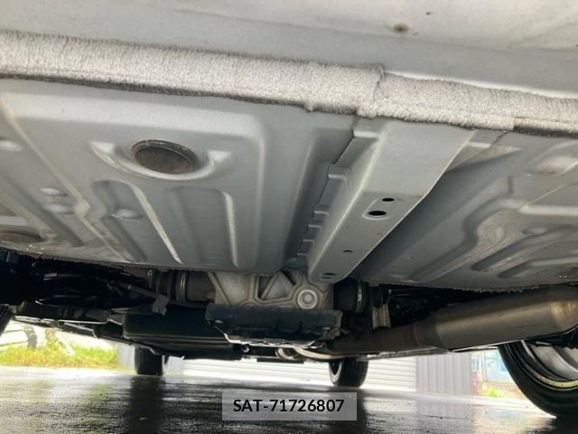 Toyota VOXY 2020-10 7981387-6