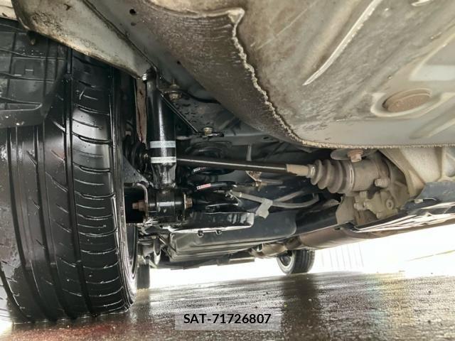 Toyota VOXY 2020-10 7981387-8