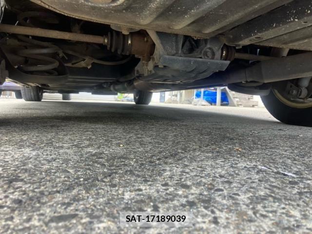 Toyota VOXY 2019-08 7981388-6