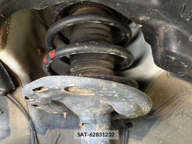 Toyota VOXY 2021-07 8038868-19
