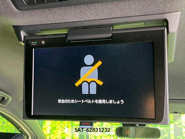 Toyota VOXY 2021-07 8038868-4