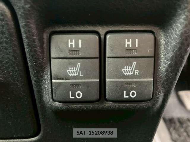 Toyota VOXY 2017-09 8038872-5