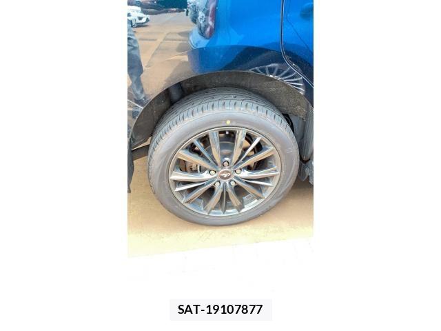 Toyota VOXY 2014-09 8038873-12