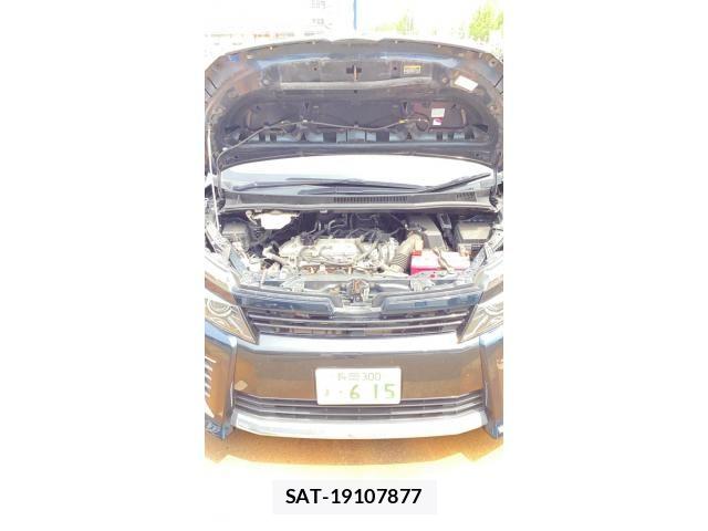Toyota VOXY 2014-09 8038873-13
