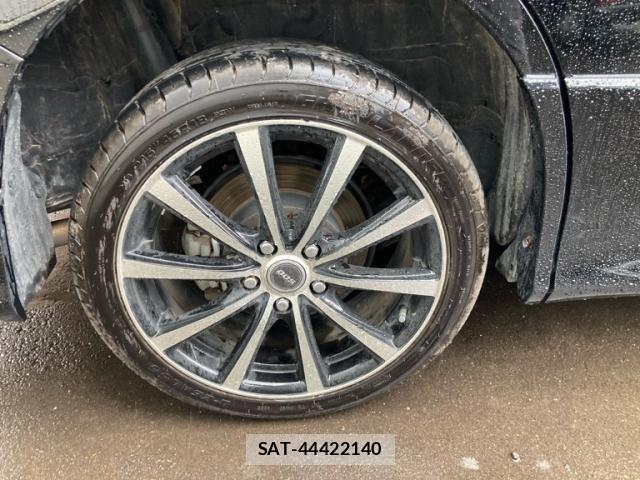 Toyota VOXY 2021-03 8038870-10