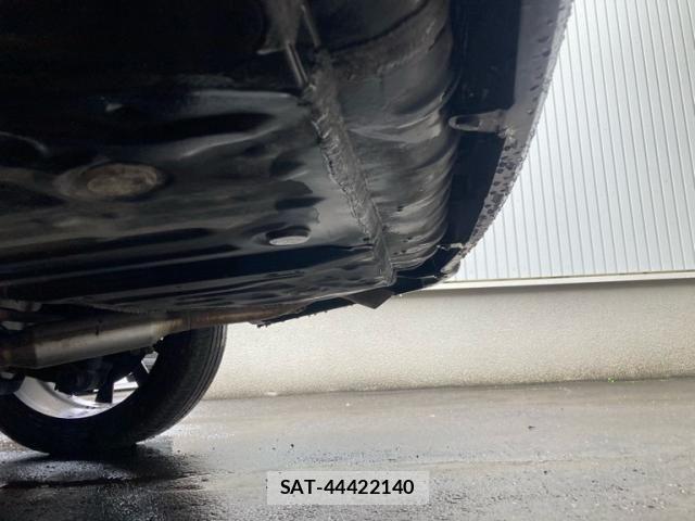 Toyota VOXY 2021-03 8038870-24