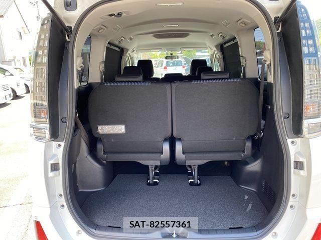 Toyota VOXY 2014-07 8038871-20