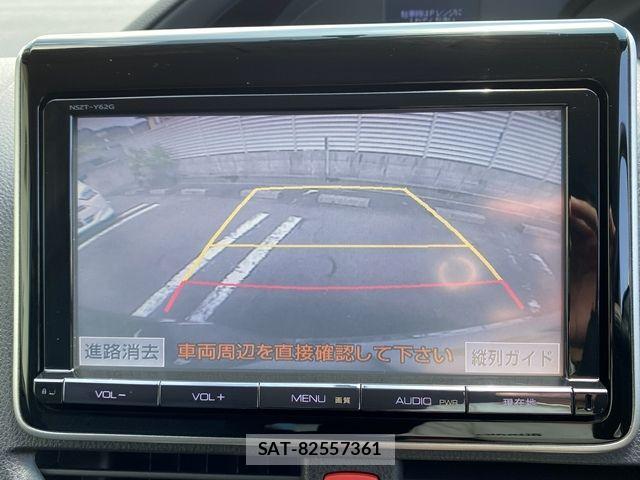 Toyota VOXY 2014-07 8038871-23