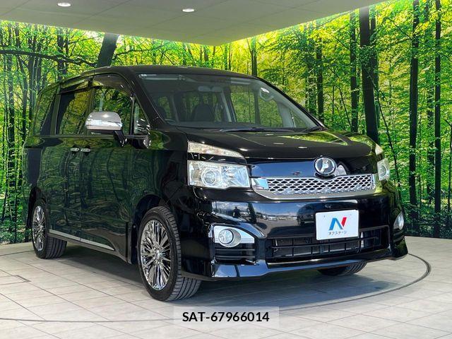 Toyota VOXY 2012-02 8075981-16