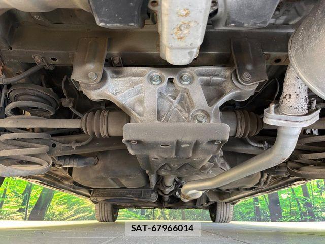 Toyota VOXY 2012-02 8075981-19