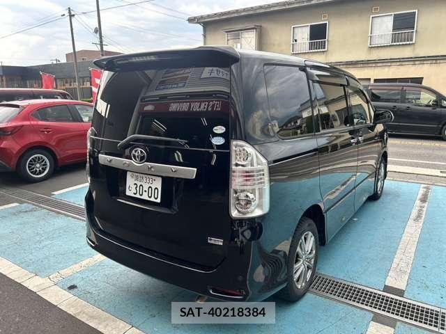 Toyota VOXY 2009-09 8075983-4