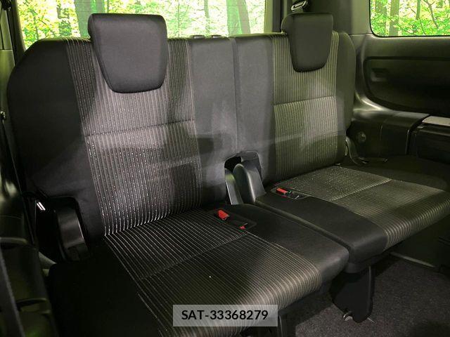 Toyota VOXY 2018-07 8075980-10