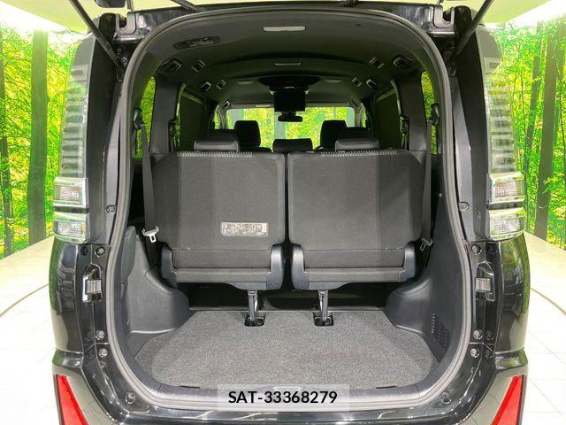 Toyota VOXY 2018-07 8075980-11