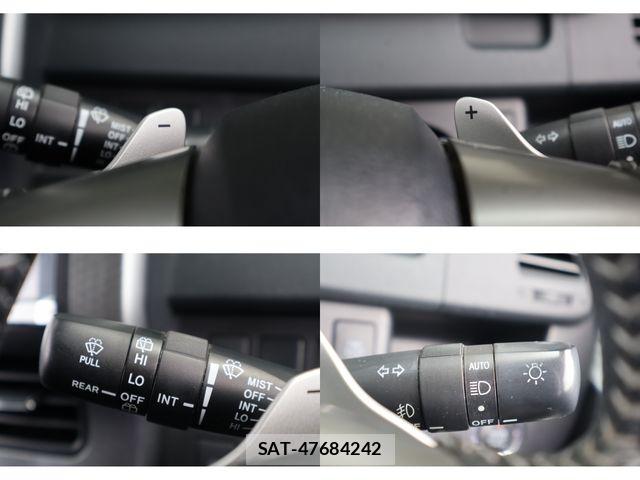 Toyota VOXY 2013-06 8075978-27