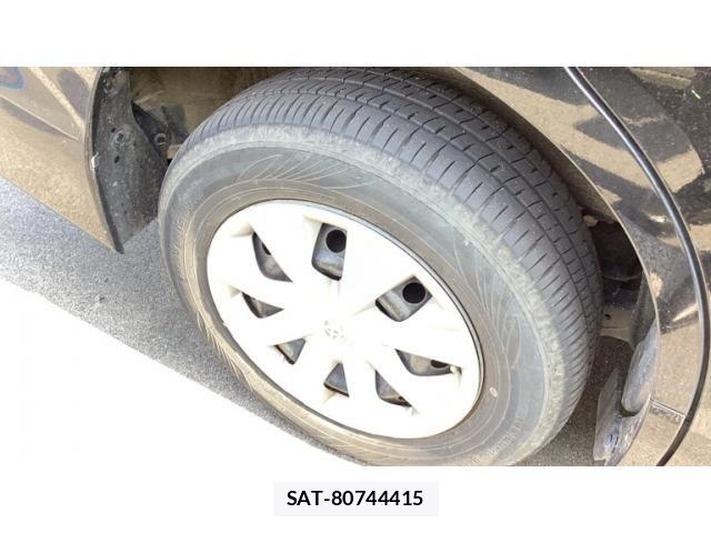 Toyota VOXY 2019-07 8102360-12