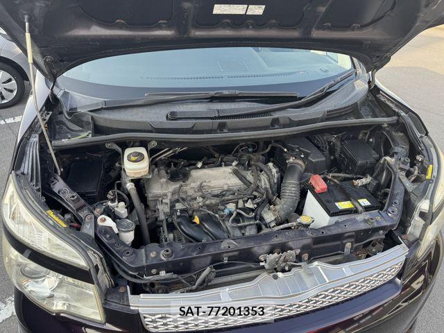 Toyota VOXY 2011-10 8102365-28