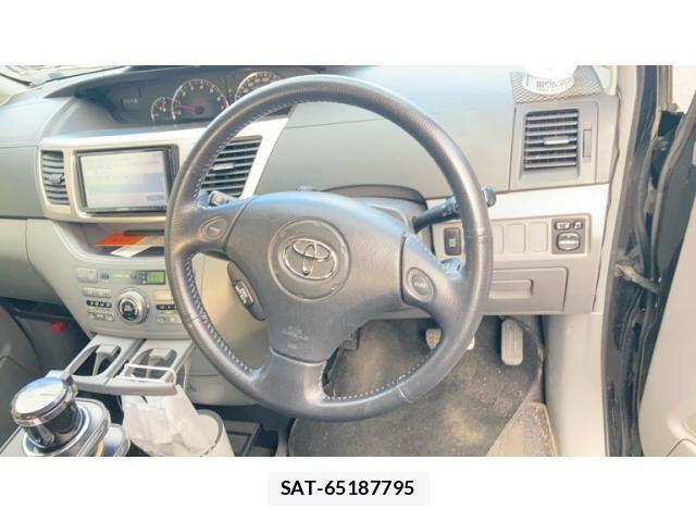 Toyota VOXY 2007-02 8102364-14